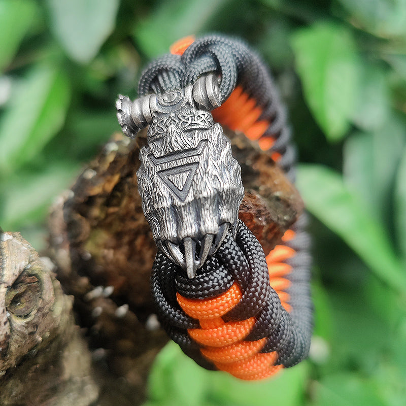 Bear Paw Paracord Bracelet