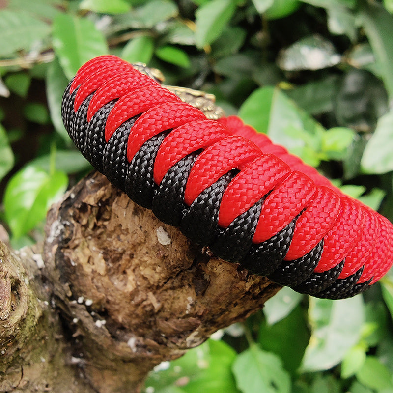 The Dragon Paracord Bracelet